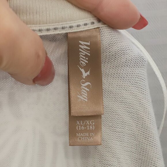 White Stag Size XL Grey/black/white floral pattern scoop neck button down cardig - Picture 9 of 11